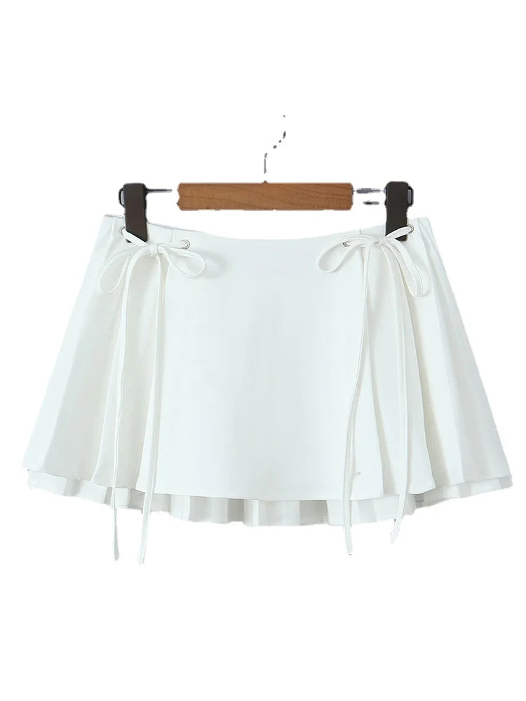 Chu Sau - Sweet Bow Tie Low-Waist Mini Skirt