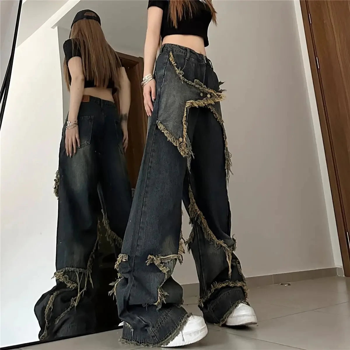 Wide-Leg Baggy Jeans - Fashionable Y2K Star Print