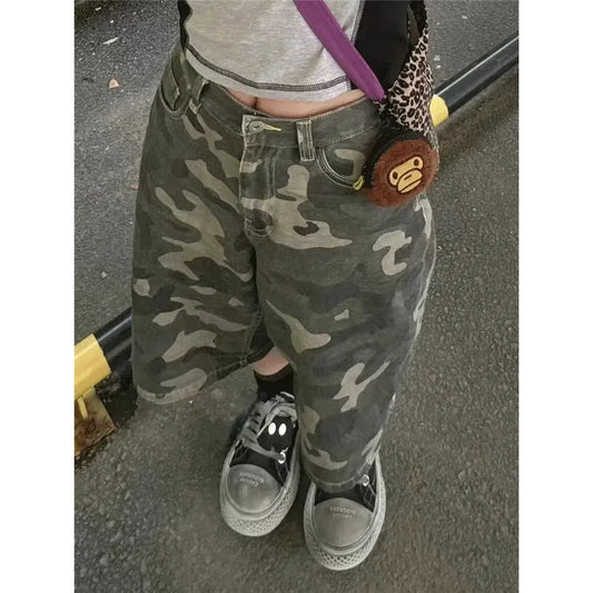 Camouflage high waist denim shorts