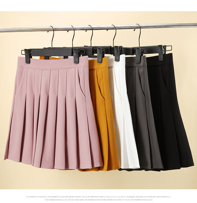 Pleated Skirt with Pockets 